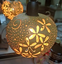 Luminaire écoresponsable à partir d'une courge